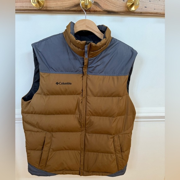 Columbia Other - Columbia Men’s Down Vest  • L • Camel & Grey